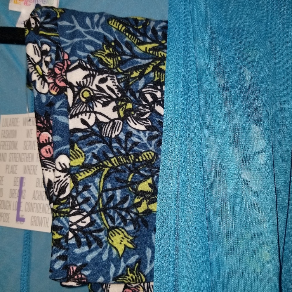 Lularoe Lindsay Coverup O/S leggings